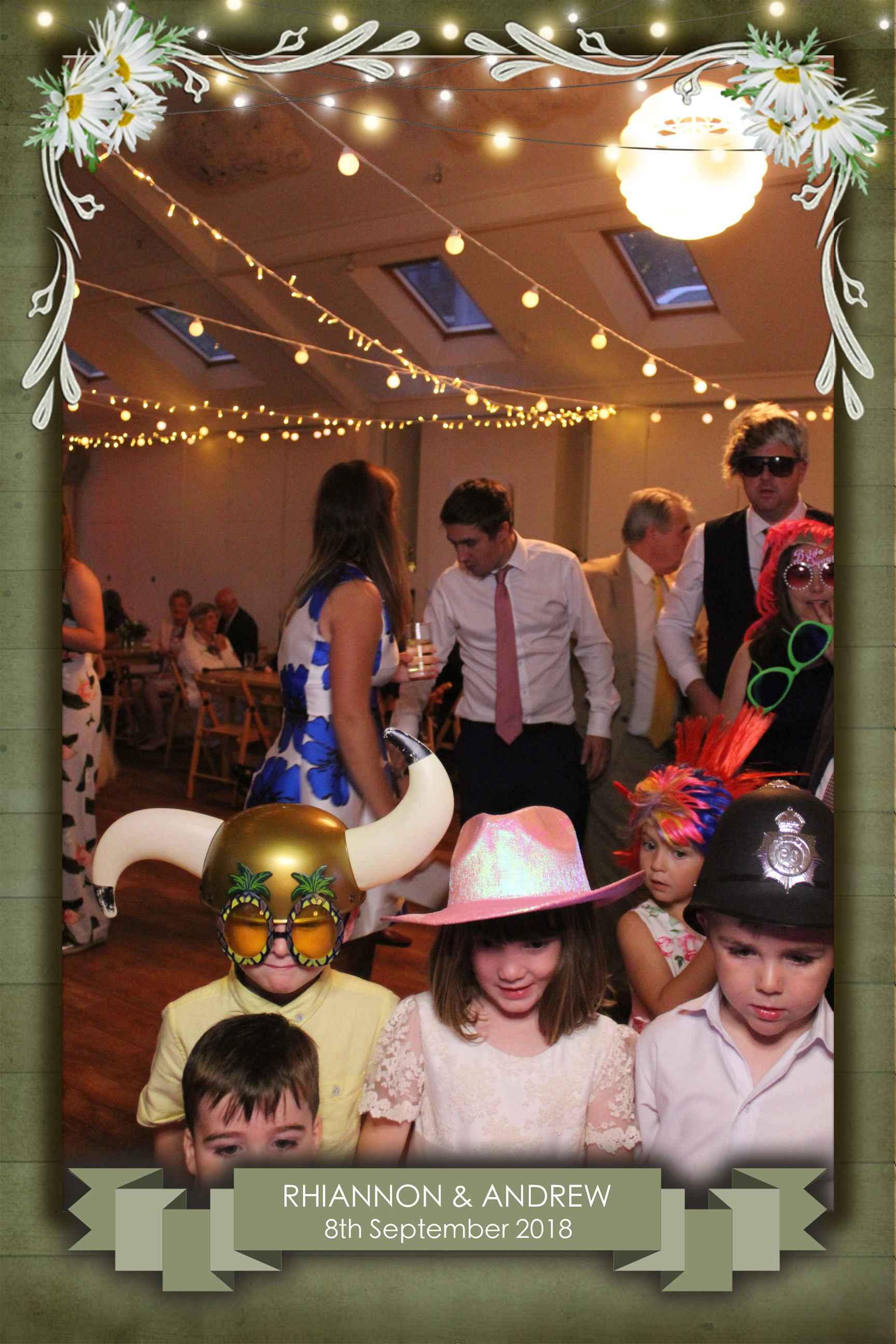 Rhiannon & Andrew's Wedding | View more photos from the event at images.mobile-photo-booth.com/u/MobilePhotoBoothUK/Rhiannon-Andrews-Wedding